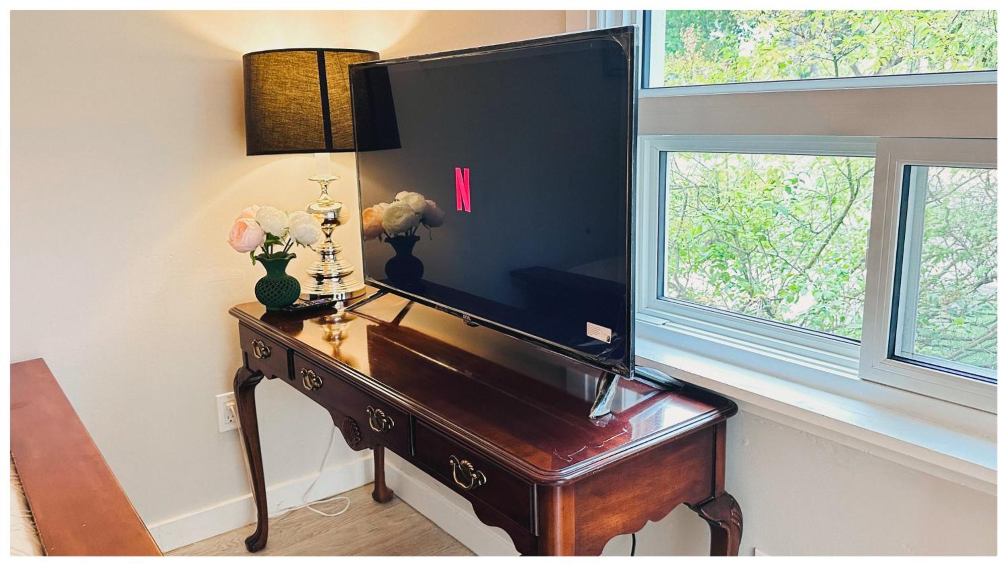 The Stays - Private Cozy 1 Bhr Apt On Main Floor Toronto Ngoại thất bức ảnh